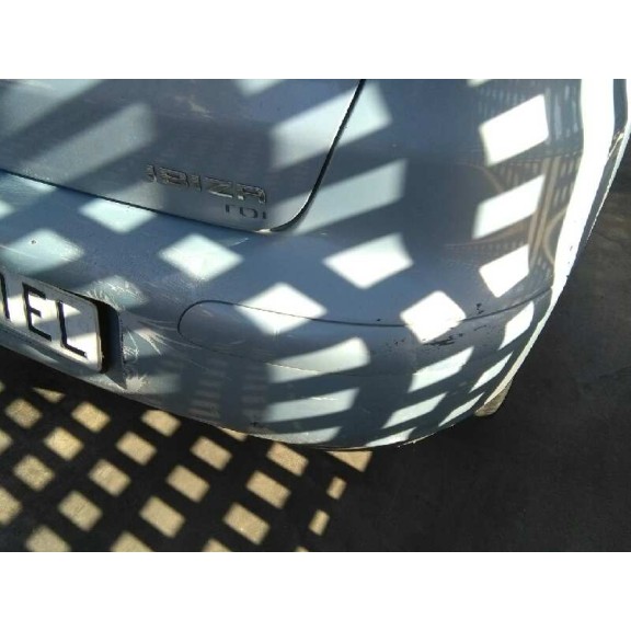 seat ibiza (6l1) del año 2002