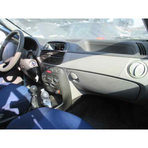 fiat punto berlina (188) del año 2002