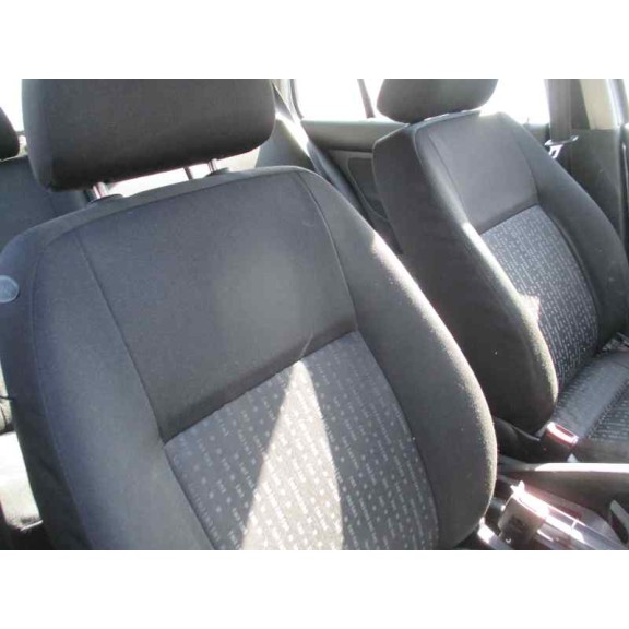 volkswagen golf iv berlina (1j1) del año 2000