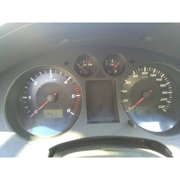 seat ibiza (6l1) del año 2002