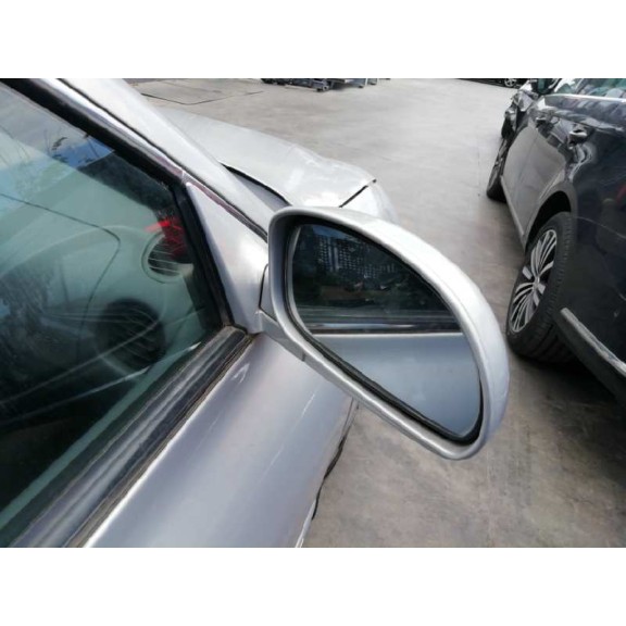 hyundai lantra familiar (rd) del año 2000