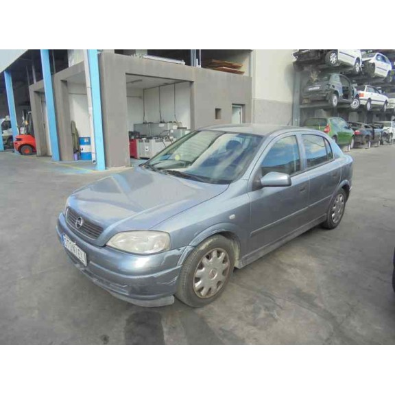 opel astra g berlina del año 2004
