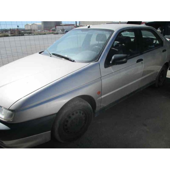 alfa romeo 146 del año 1996