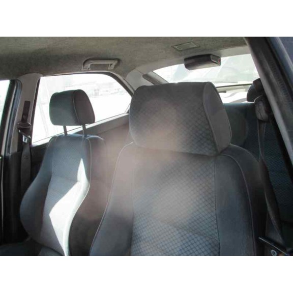 alfa romeo 146 del año 1996