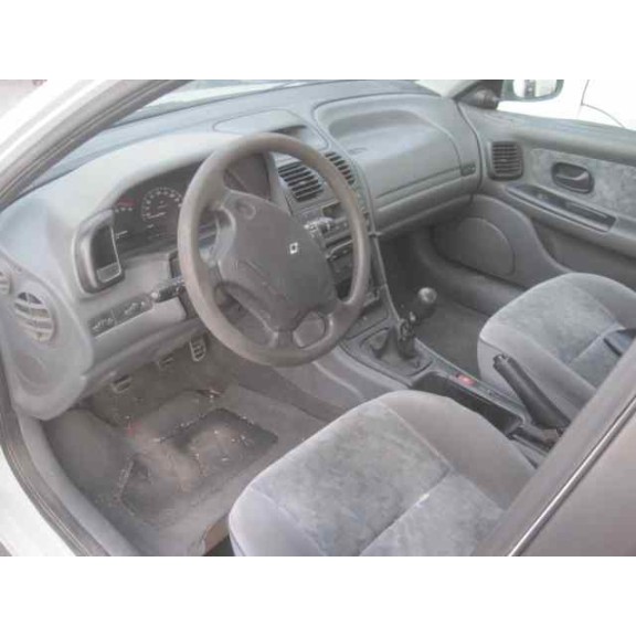 renault laguna (b56) del año 1996