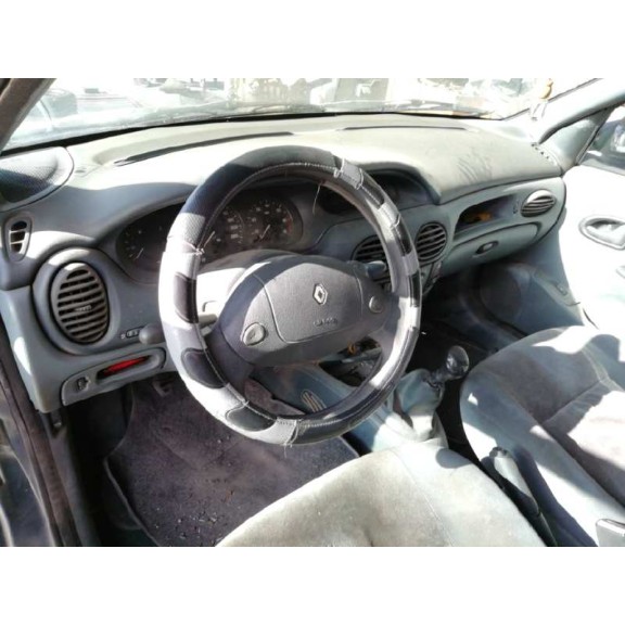 renault megane i classic (la0) del año 1996