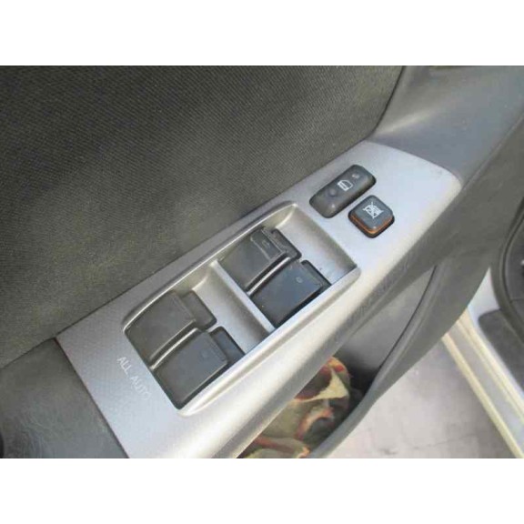 toyota corolla (e12) del año 2006