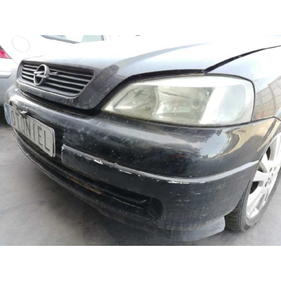 opel astra g berlina del año 2001