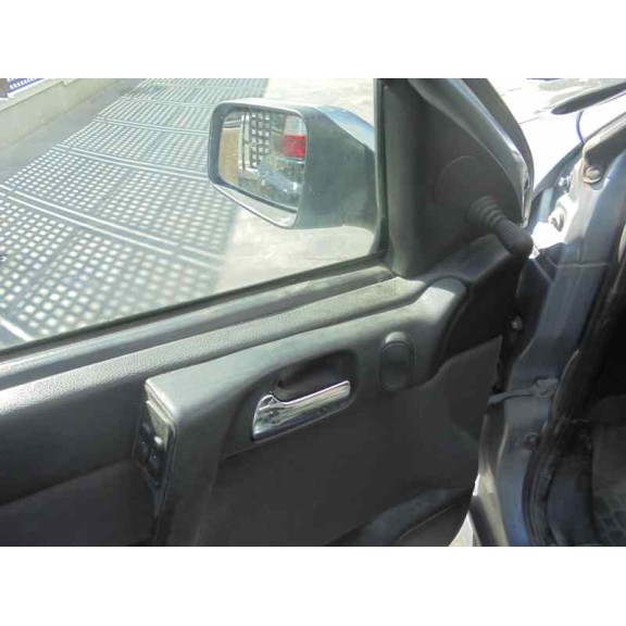 opel astra g berlina del año 2004