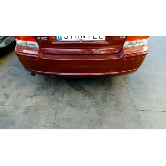 volvo s60 berlina del año 2004