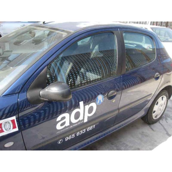 peugeot 206 berlina del año 2002