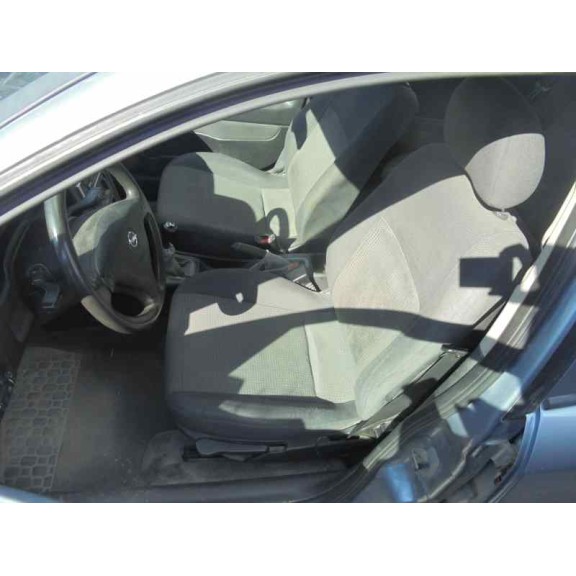 opel astra g berlina del año 2004