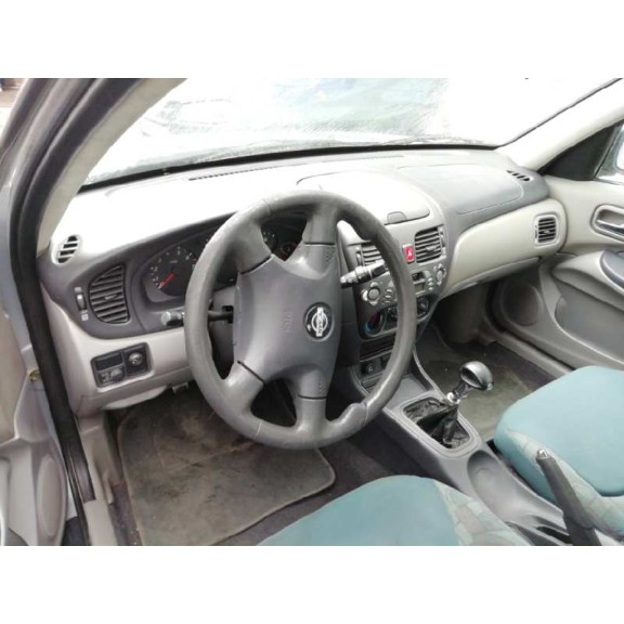nissan almera (n16/e) del año 2000