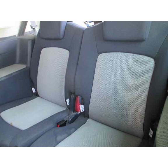 peugeot 1007 del año 2005