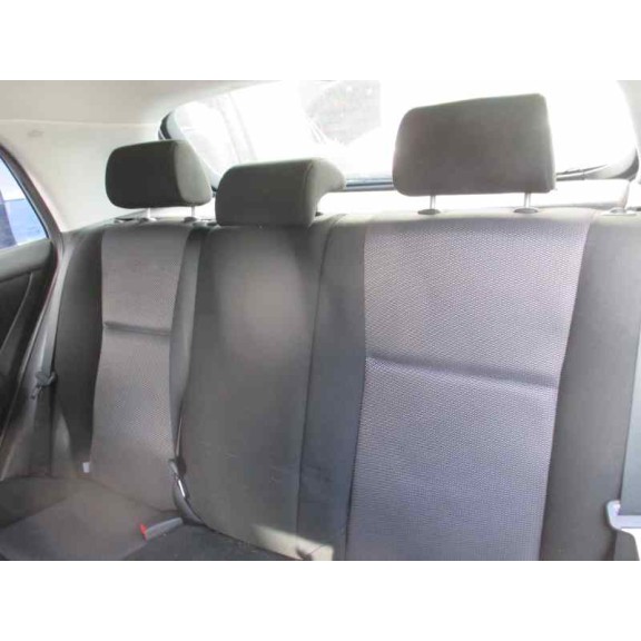 toyota corolla (e12) del año 2006