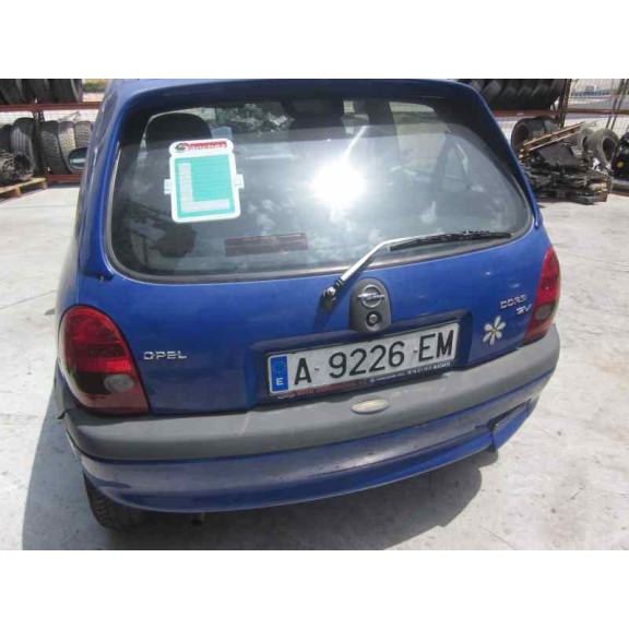 opel corsa b del año 2000