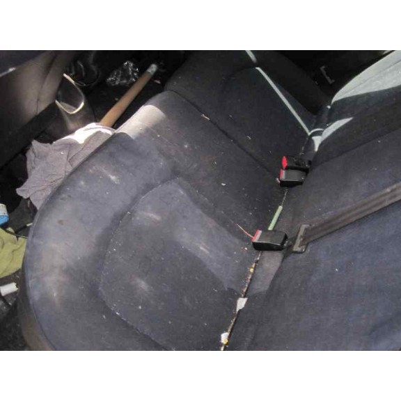 peugeot 206 berlina del año 2002