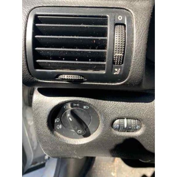 volkswagen passat berlina (3b3) del año 2003