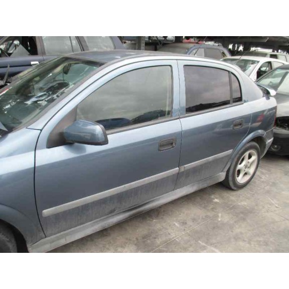 opel astra g berlina del año 1999