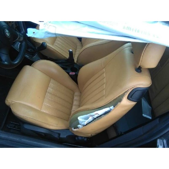 alfa romeo 147 (190) del año 2002