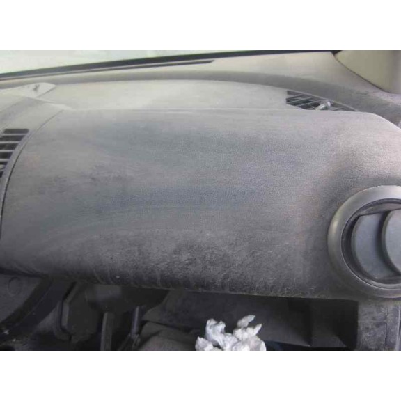 nissan note (e11e) del año 2007