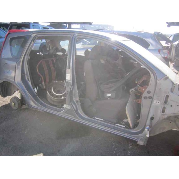 nissan note (e11e) del año 2007