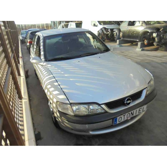 opel vectra b berlina del año 1998
