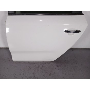 Recambio de puerta trasera izquierda para kia carens iv 1.7 crdi referencia OEM IAM 77003A4000  