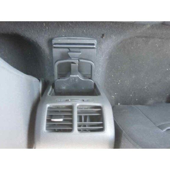 volkswagen golf v berlina (1k1) del año 2003