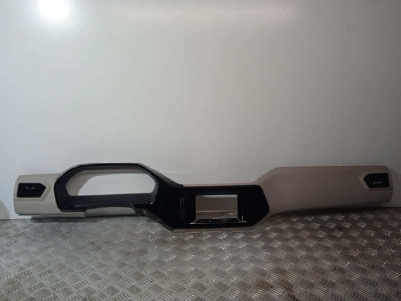 Recambio de consola central para maxus edeliver 3 (modelo) referencia OEM IAM C00124134 FRONTIS CON AIREADORES