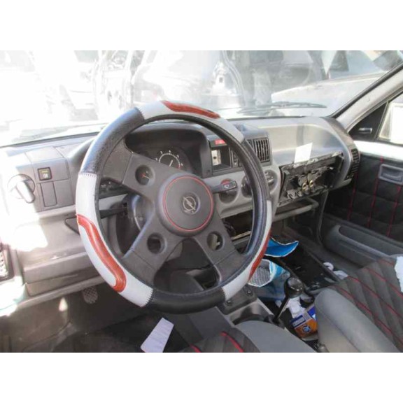 opel corsa a del año 1992