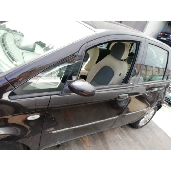 PUERTA DELANTERA IZQUIERDA 