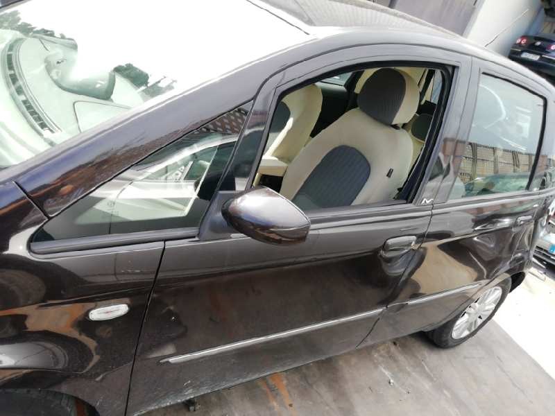 Recambio de puerta delantera izquierda para lancia musa (184) 1.9 jtd cat referencia OEM IAM   