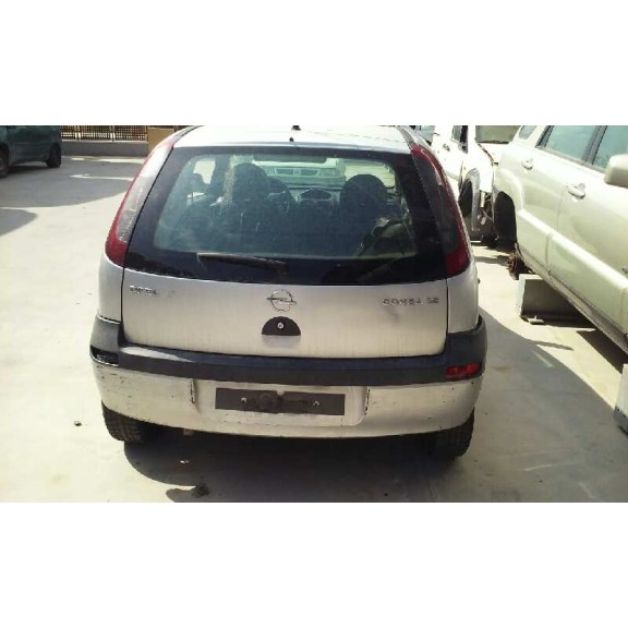 opel corsa c del año 2002