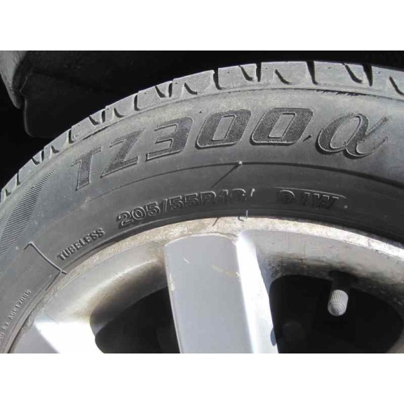 volkswagen golf v berlina (1k1) del año 2003