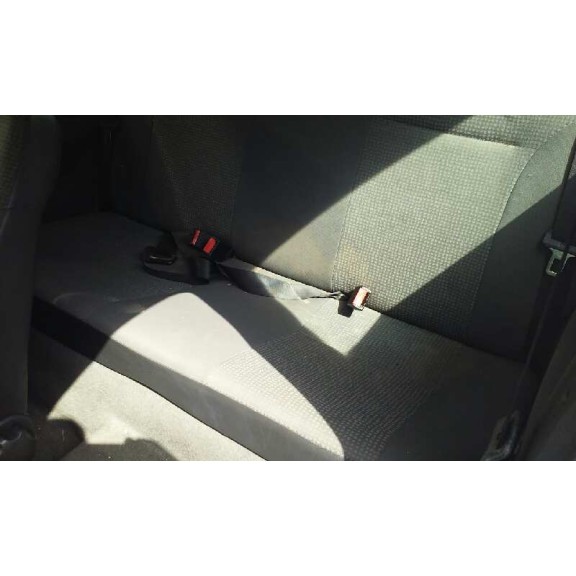 opel corsa c del año 2002