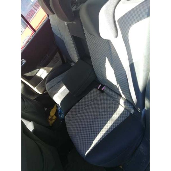 renault megane ii berlina 5p del año 2004