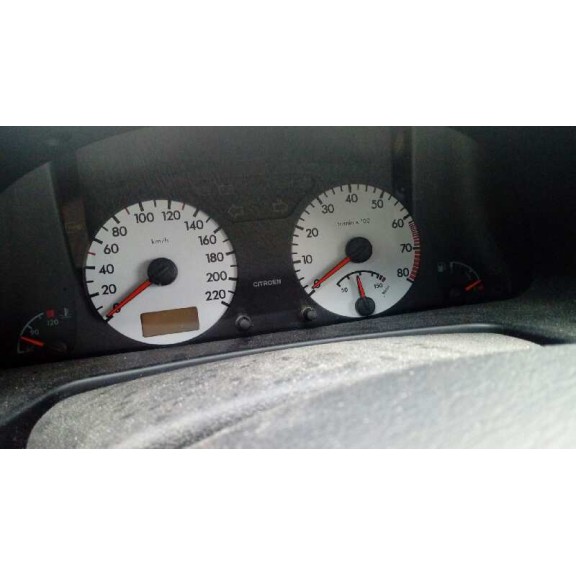 citroën xsara berlina del año 2002