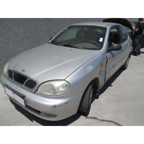 daewoo lanos del año 1999