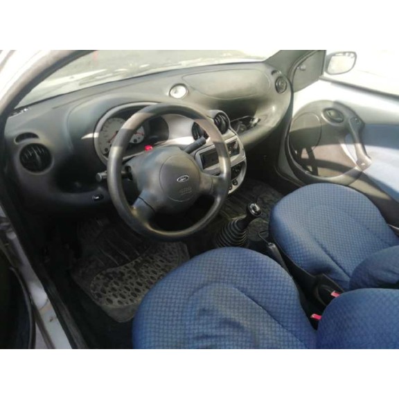 ford ka (ccq) del año 2004