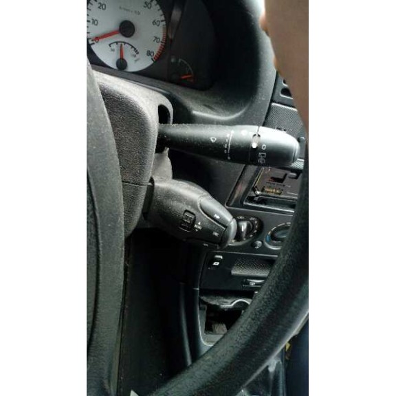 citroën xsara berlina del año 2002