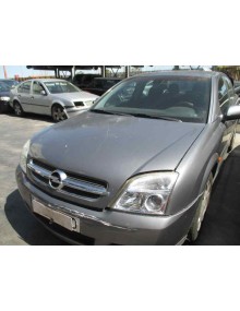 opel vectra c berlina del año 2003
