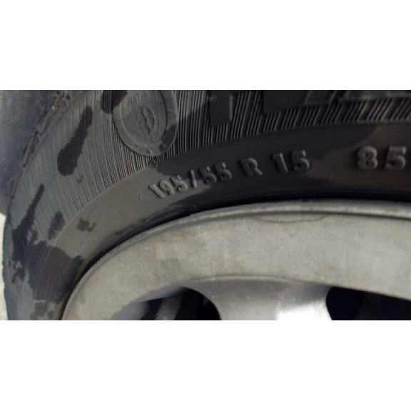 citroën xsara berlina del año 2002