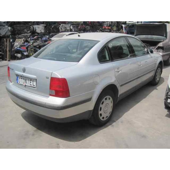 volkswagen passat berlina (3b2) del año 2000