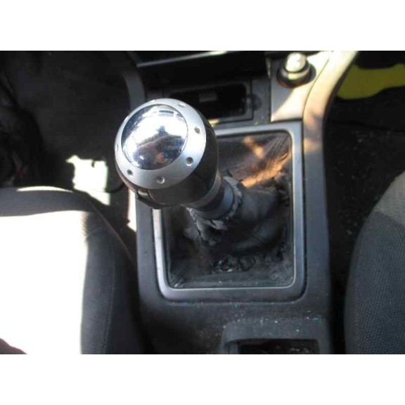 opel vectra c berlina del año 2003