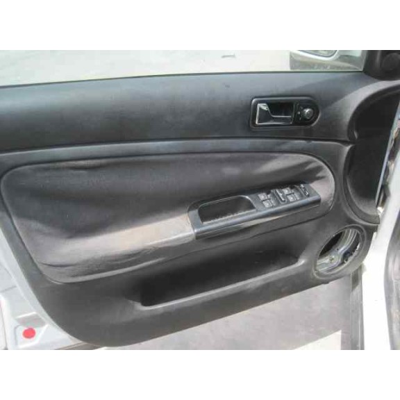 volkswagen passat berlina (3b2) del año 2000