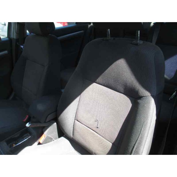 opel vectra c berlina del año 2003