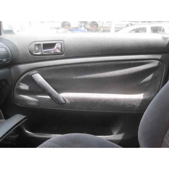 volkswagen passat berlina (3b2) del año 2000