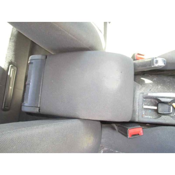 opel vectra c berlina del año 2003