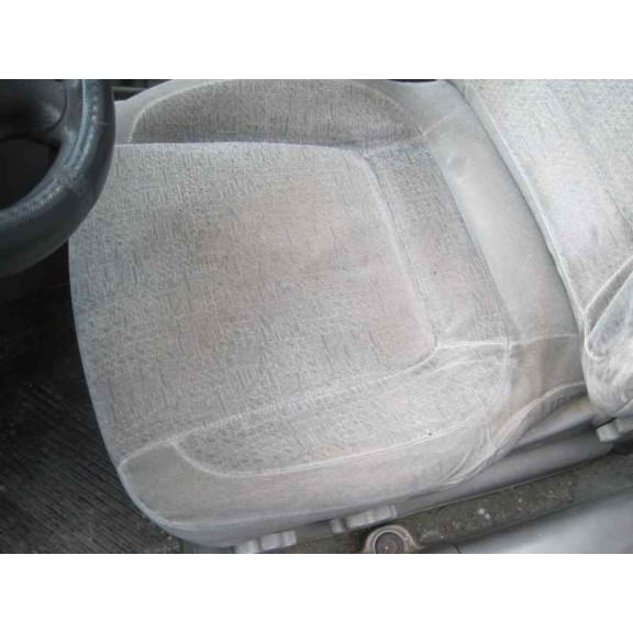 daewoo nubira berlina del año 1999